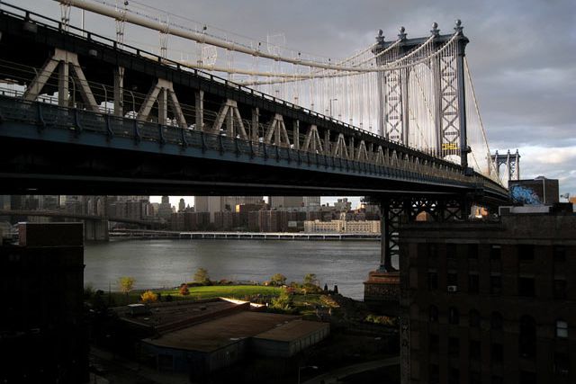 Photograph of the Manhattan Bridge by Jake Dobkin